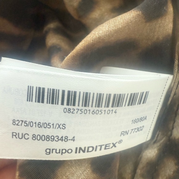 Leopard Print Women’s top blouse w bow - Picture 3 of 5